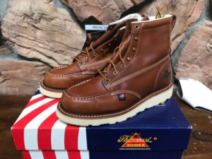 Best Shoes For Cutting Grass